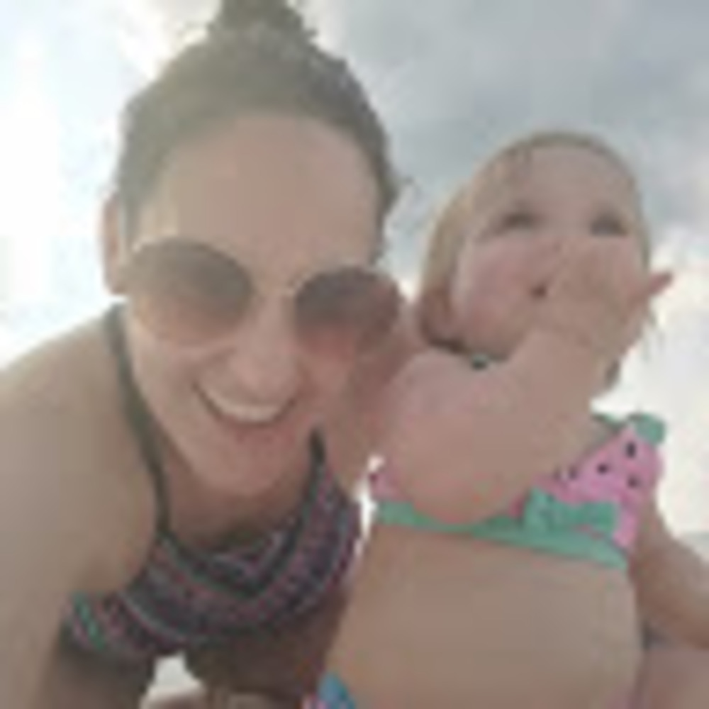 Meet your Posher, Elise